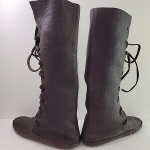 Vintage Handmade Leather Lace Tall High Moccasin (9 US)